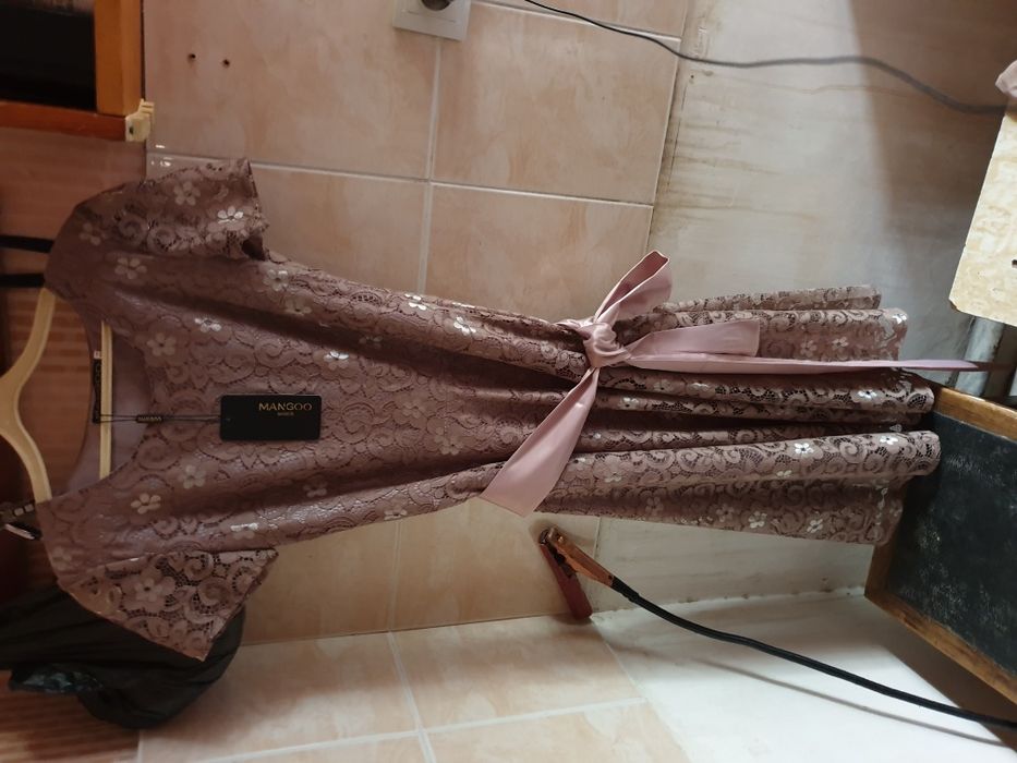 Женское платье новое.