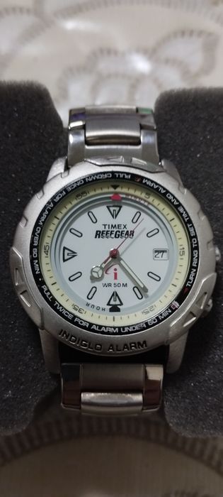 Продам часы TIMEX reef gear