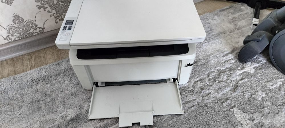 Принтер HP LaserJet Pro MFP M28w