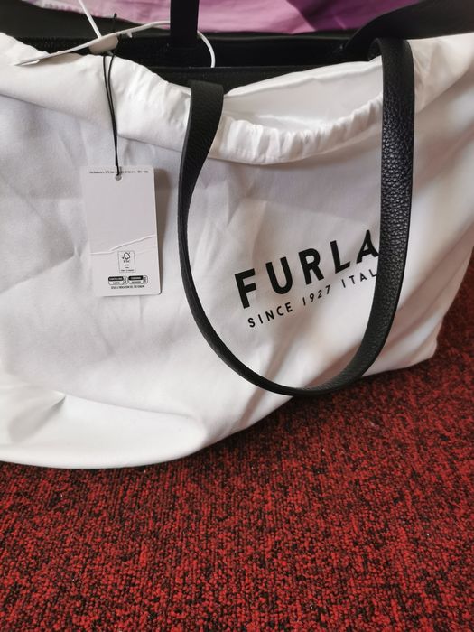 Geanta Furla neagra