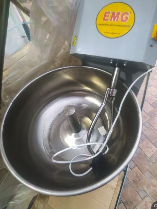 Assalomu alekum xamir qorekon mishalka sotiladi  25.30 kg