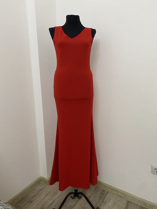 Продам вечерние платья