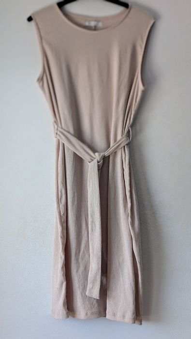 Rochie midi Amisu. Mărimea L/XL