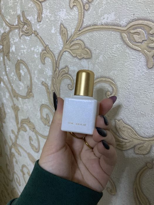 Девушки интимный парфюм супер