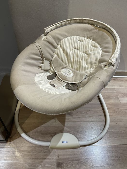 Люлька качалка Graco в хорошем состоянии.