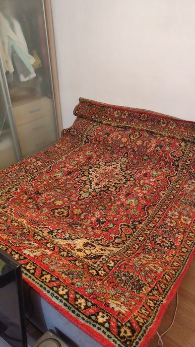 Продам ковры б/у в добротном состоянии