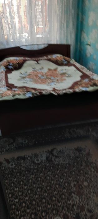 Срочно Продам 4 комнатную квартиру.