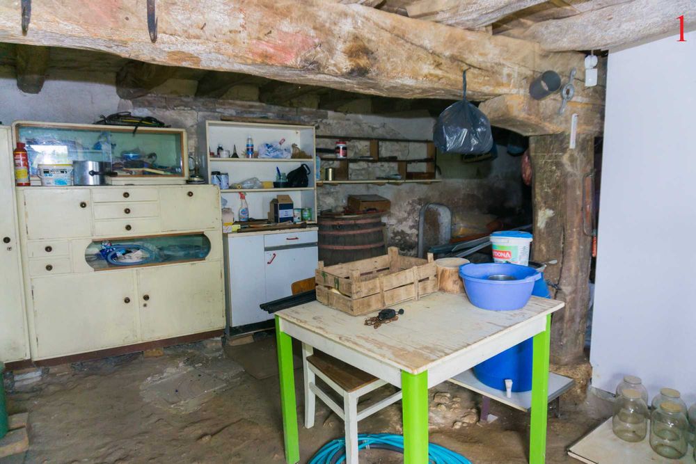 КЪЩА, Селскостопански Постройки, Ток и Вода, ПИ 1020 м2 + ПИ 700 м2