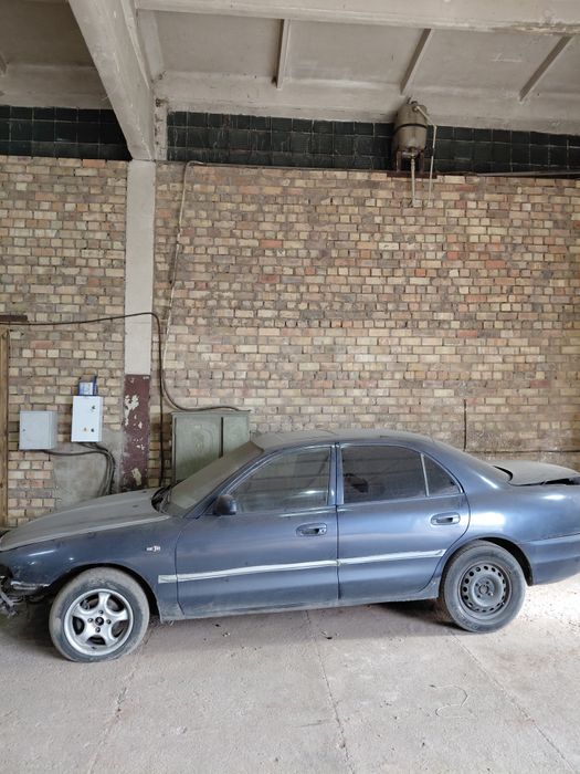 Митсубиси  галант