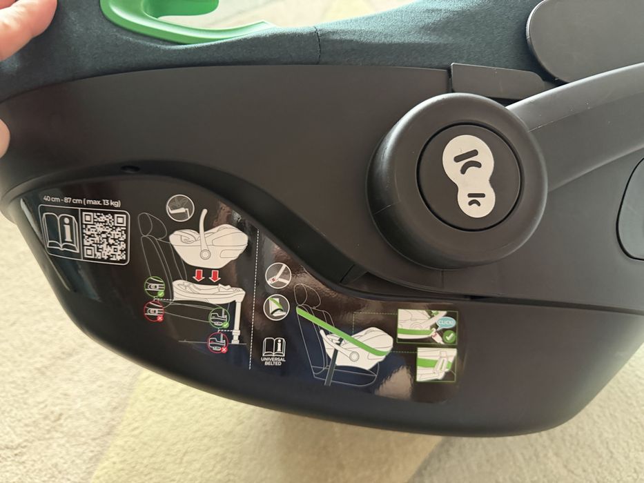 Кошница за Кола Kinderkraft  и база за нея