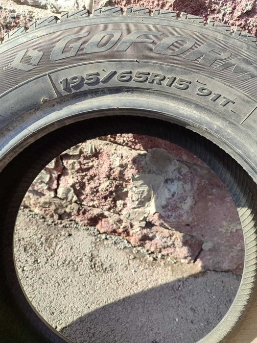 Продам зимнюю шину, липучка