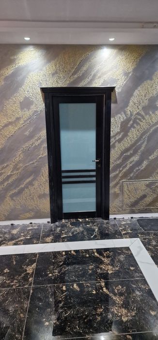 Usi din lemn la comanda