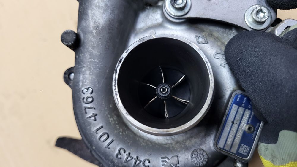 Turbo 1.6 dci, R9M
