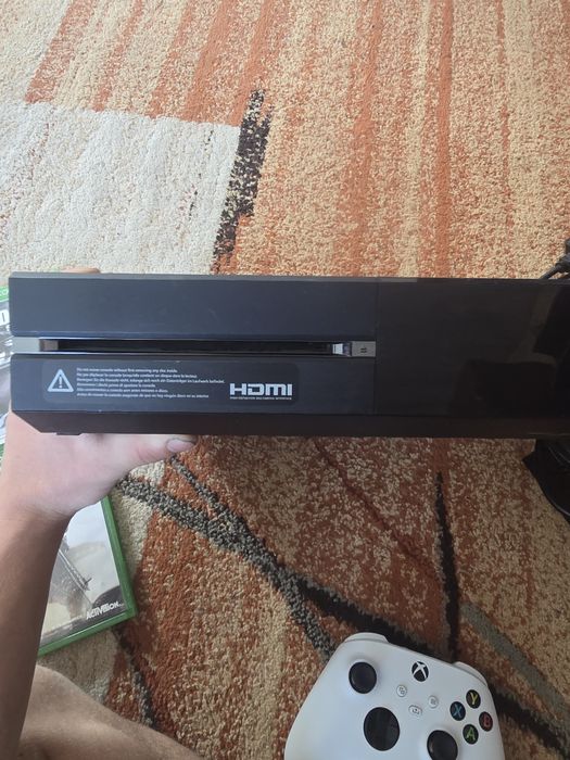 Продавам  Xbox One