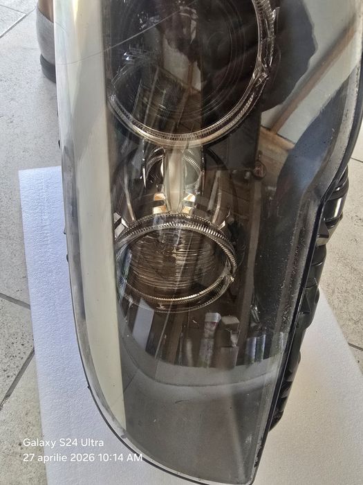 Far bmw f10 NFL BIXENON ADAPTIV  AN 2011 stanga fata