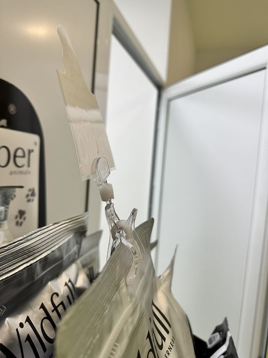 Стойка щипка за етикети