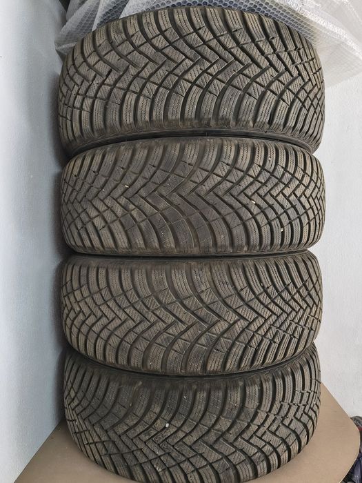 Зимни гуми 16 205 55 Hankook winter Icept rs3 dot 2025