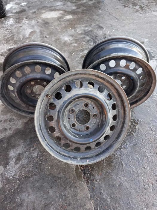 Автозапчасти , диски