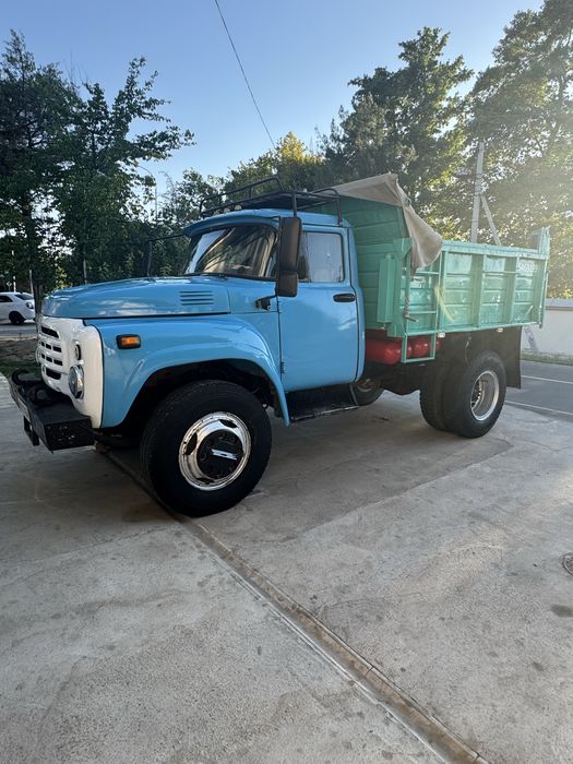 ZIL 1989 yil Sotiladi