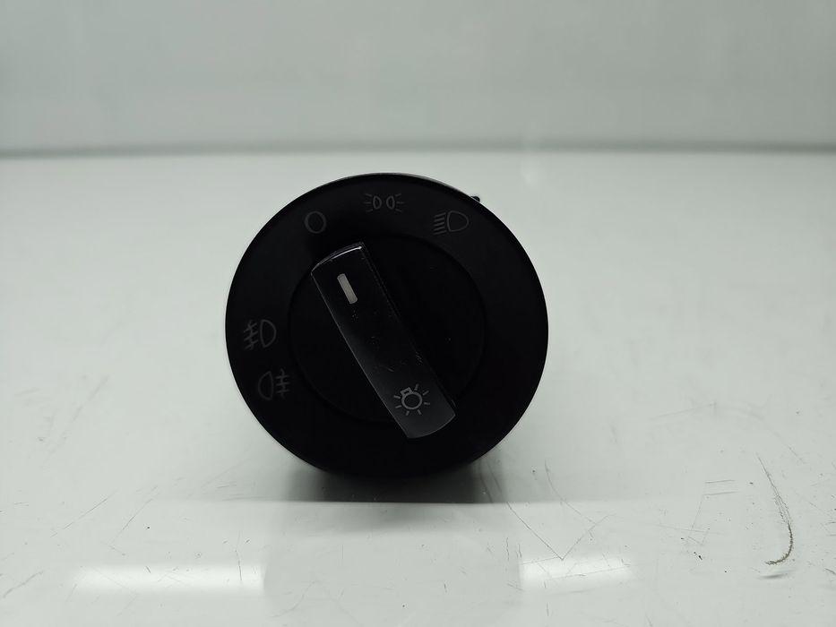 Bloc lumini Volkswagen Polo (9N) [Fabr 2001-2008] OEM