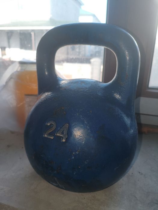 Гиря 24 кг советская чугунная