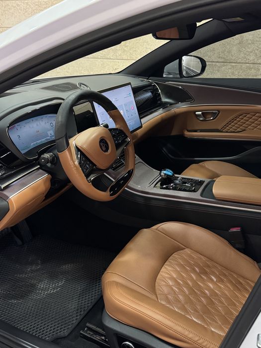 Byd Han Dual Motor 4x4  3,9-секунд 28500$