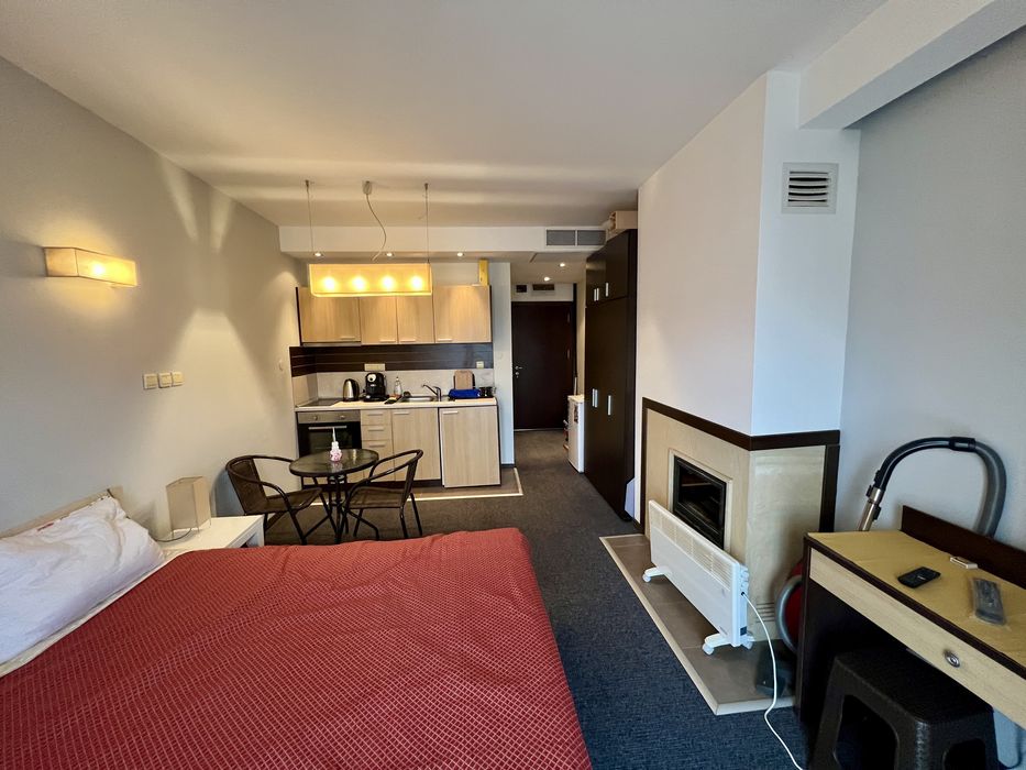 Студио за продажба в жил. сграда с Акт 16 в град Банско