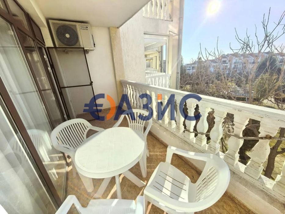 Продава се Двустаен апартамент в Свети Влас - 64 кв.м за 1485 €/кв.м - Снимка #4