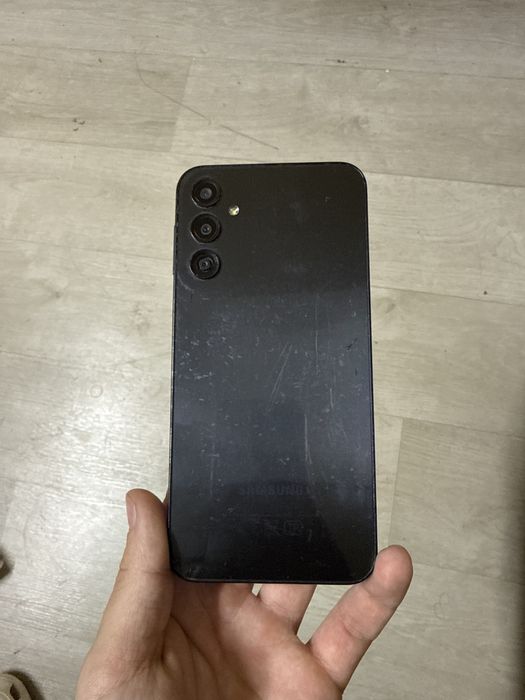 Samsung a24 128гб 6гб озу