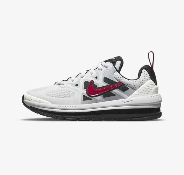 NIKE Air Max Genome- оригнални, чисто нови, номер 37,5