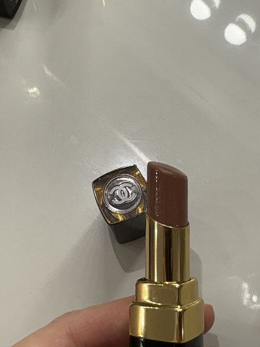 Козметика CHANEL и Too Faced