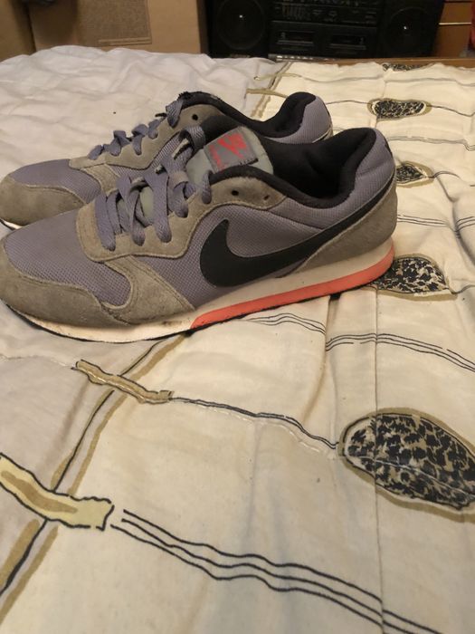 Nike маратонки нови