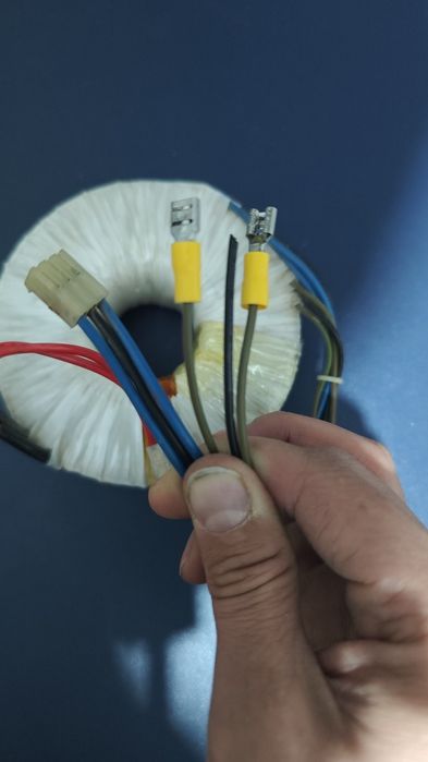 Мощный трансформатор 2×50v, 2×24v