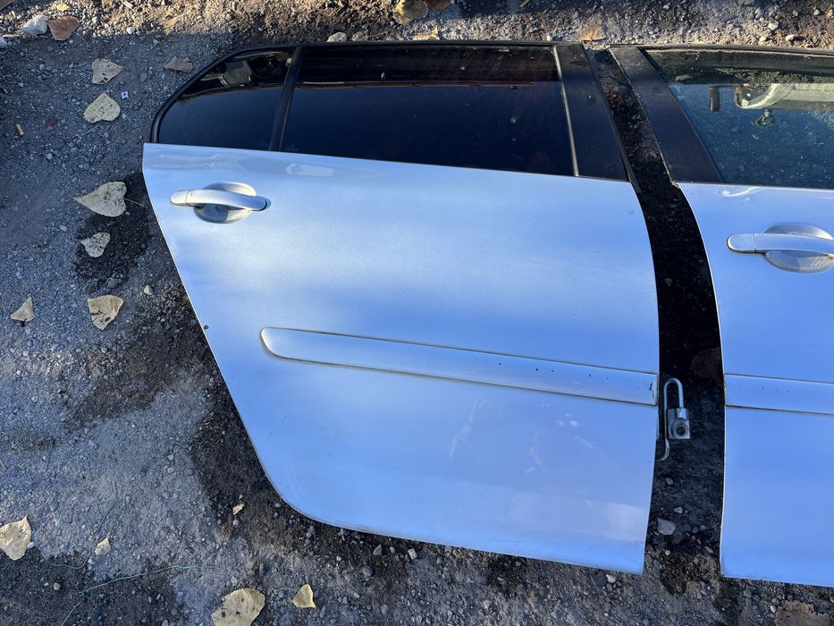 Задни Врати за Голф 5 .