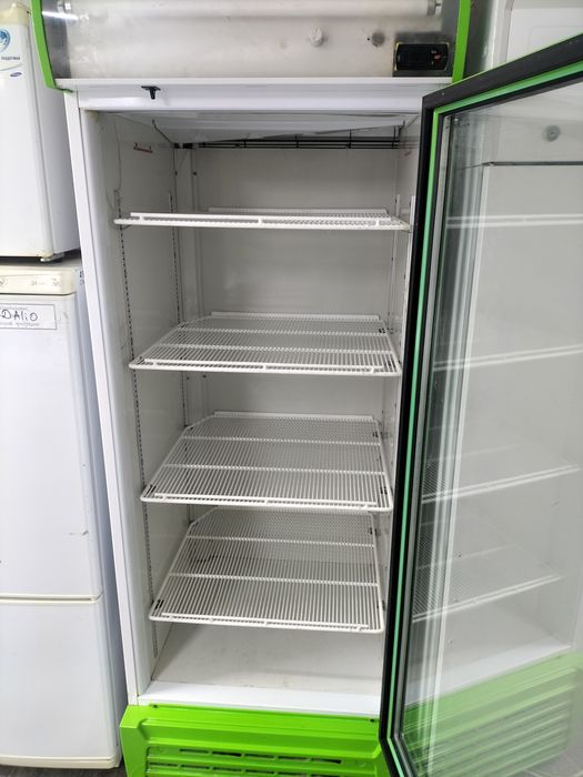 Витринный холодильник