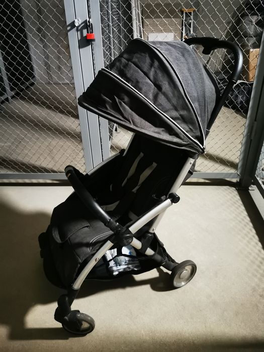 Коляска прогулочная