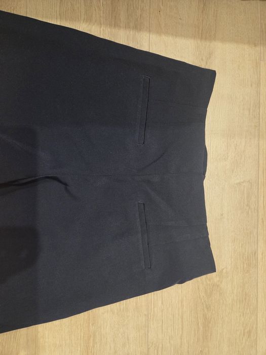 Дамски тъмно сини официални къси панталонки xs/34 Caliope