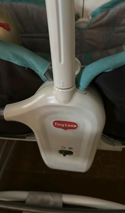 Кош за бебе/музикален шезлонг Tiny Love