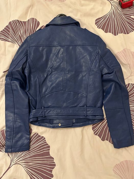 Куртка бренд “Bershka”