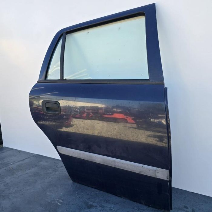 Portiera usa neagra dreapta spate Opel Astra G