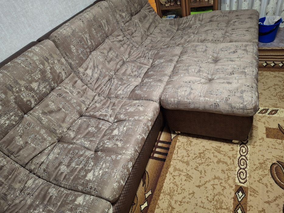 Продаётся мягкий уголок