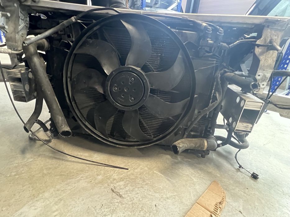 Mercedes W213 E class/ Е класа маска/радиатори/перка комплект