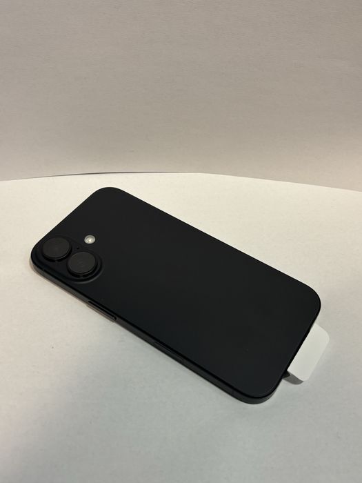 MDM vinde: Iphone 16, 128GB, Black.