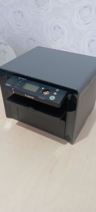 Продается принтер три в одном Canon  MF 4410