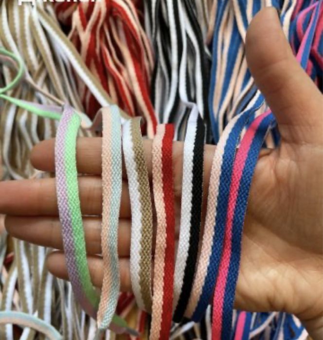 Шарени връзки за обувки/маратонки сърце