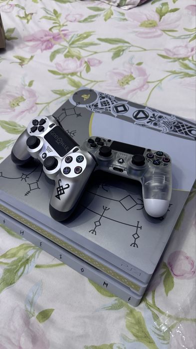PlayStation 4 pro 1 TB