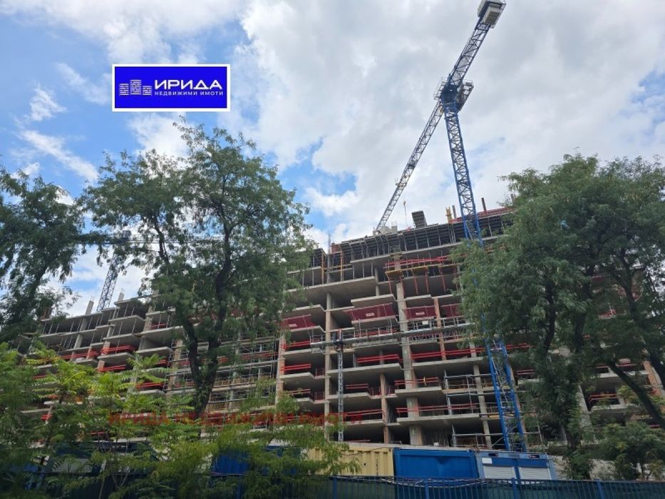 Просторен четиристаен апартамент в Оборище с АКТ 14!