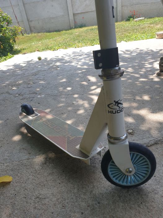 Trotineta Hudora cumparată anul trecut Germania(65€)in stare bună bună