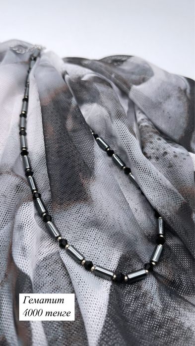 Чокеры из натуральных камней, из хрусталя, из бисера