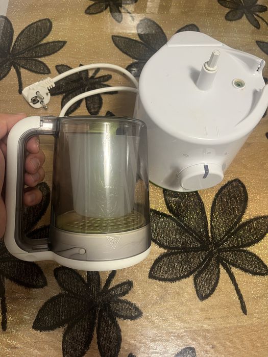 Aparat de gatit cu abur si blender